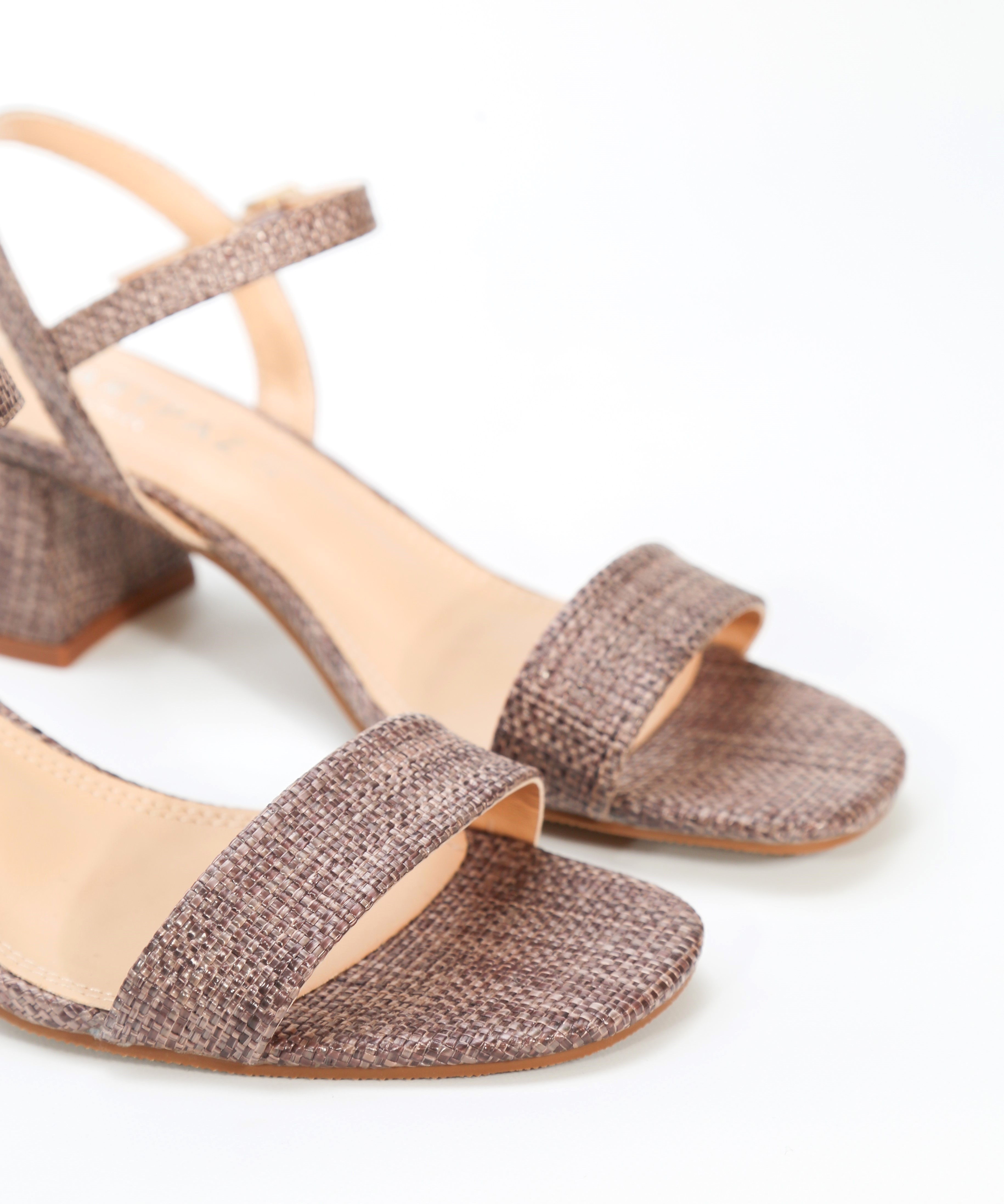 Sandalias tacón medio image number null